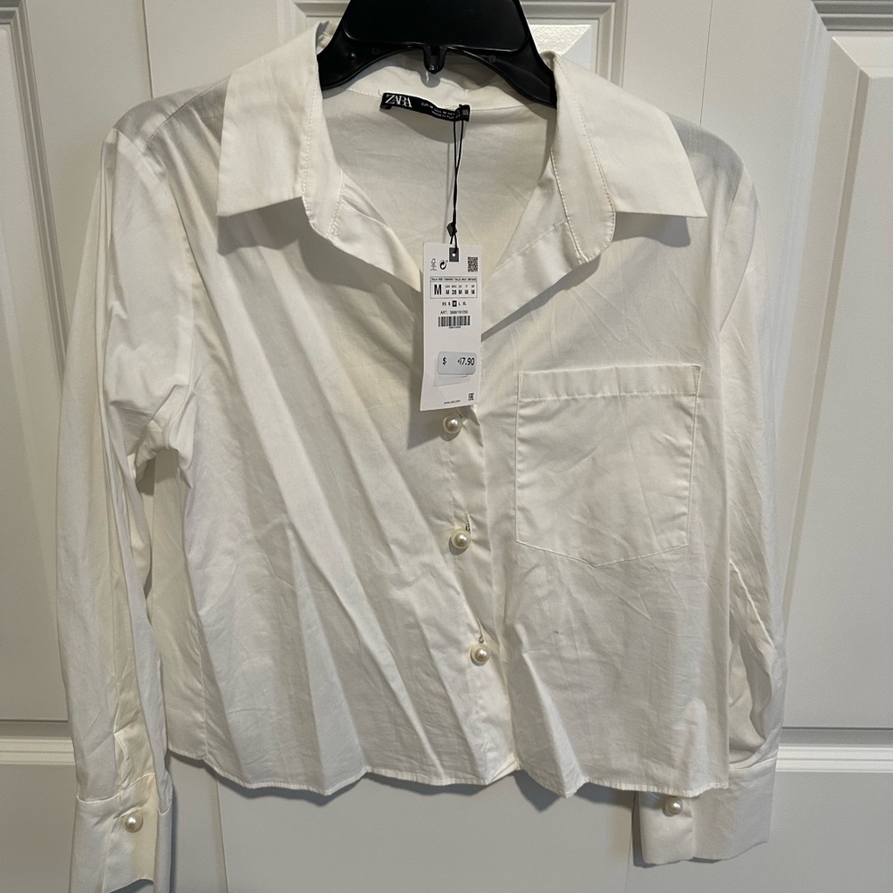 Zara White Shirt With Pearl Buttons Size Medium NWT